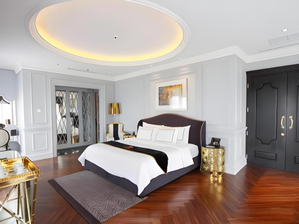 Lafayette Boutique Hotel Kejayan Buitenkant foto