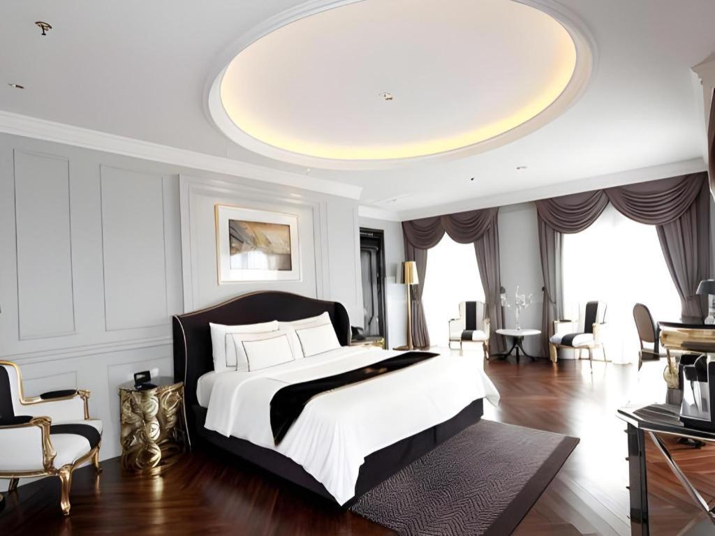 Lafayette Boutique Hotel Kejayan Buitenkant foto