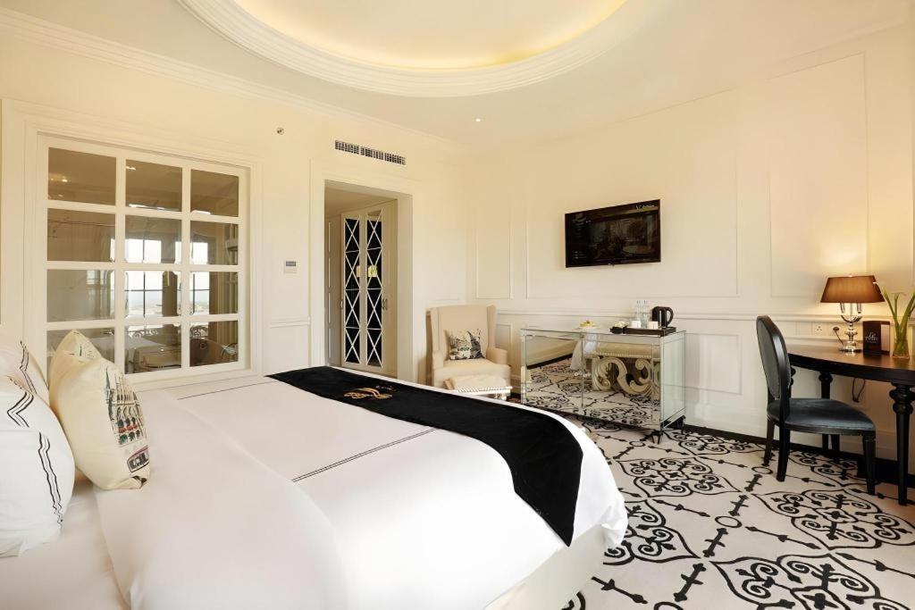 Lafayette Boutique Hotel Kejayan Buitenkant foto