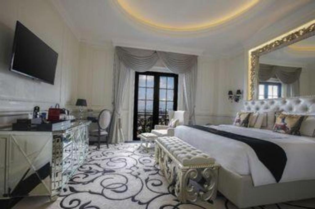 Lafayette Boutique Hotel Kejayan Buitenkant foto